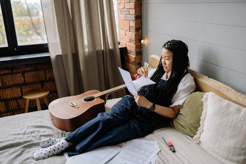 魔法城堡吉他谱 C调