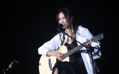 大自在吉他谱_陈粒_D调扫弦版弹唱谱