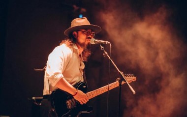 一次旅行吉他谱_子炮枪80乐队_C调原版弹唱谱