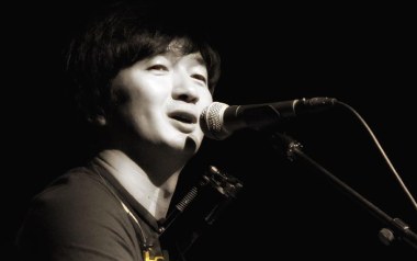 独自旅行吉他谱_靳松_G调指法原版弹唱谱