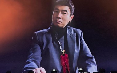 叱咤红人吉他谱_陈小春_C调指法原版弹唱谱