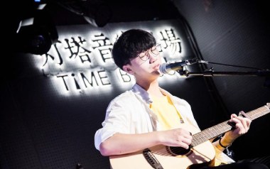 艺术家吉他谱_徐秉龙_G调指法原版弹唱谱