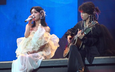 月亮鲸鱼吉他谱_房东的猫/陆宇鹏_G调原版