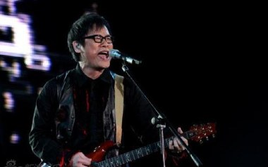 恋曲2000吉他谱_罗大佑_C调指法原版弹唱谱