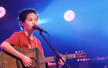 猫都瞧不起我吉他谱_花粥_C调原版弹唱谱