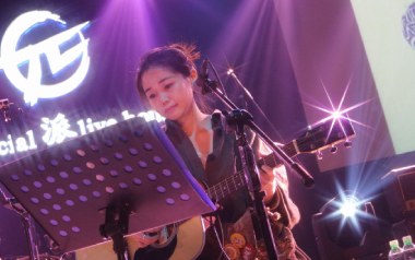 我总是没钱吉他谱_花粥_C调指法原版弹唱谱