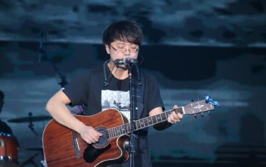 别打扰他吉他谱_贰佰_C调指法扫弦版弹唱谱