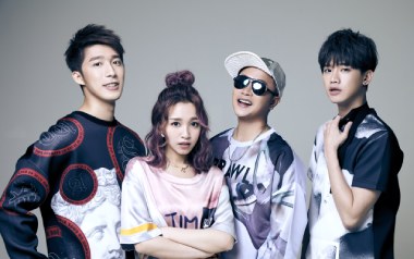 离家不远吉他谱_南拳妈妈_C调原版弹唱谱