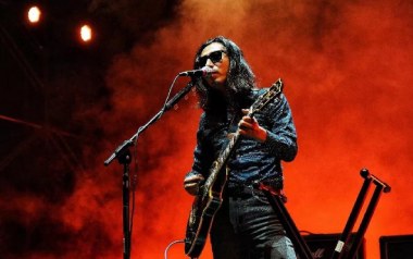 永远是个秘密吉他谱_谢天笑_F调指法弹唱谱