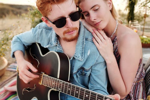 I Don't Care吉他谱 G调