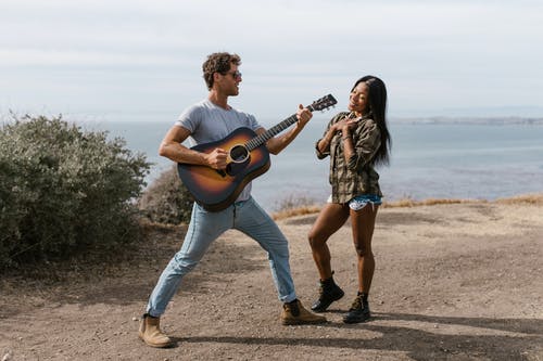 蜀道难吉他谱 C调简单版