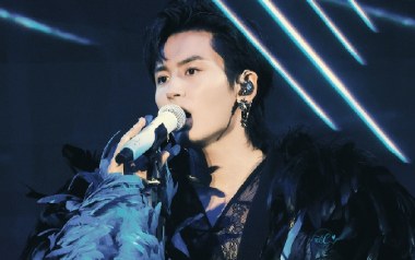 环绕吉他谱_张哲瀚_G调指法弹唱谱