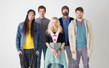 Feliz Navidad吉他谱_Walk Off The Earth_C调指法扫弦版