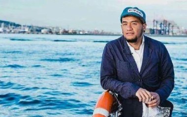 别哭小女孩吉他谱_张震岳_C调指法原版弹唱谱