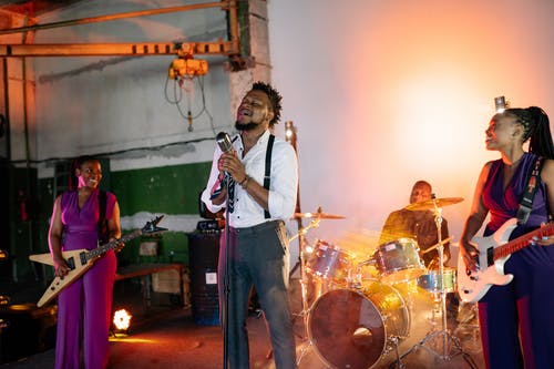 春风十里吉他谱 E调原版附视频