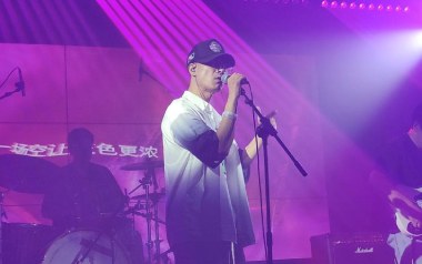 平行恋人吉他谱_梁雨_C调指法原版弹唱谱