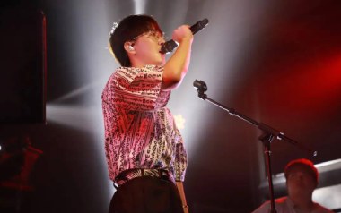 戏精吉他谱_徐秉龙_C调指法原版弹唱谱