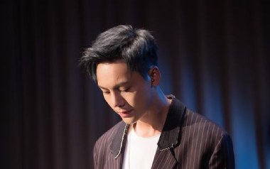 清醒梦境吉他谱_陈伟霆_C调指法扫弦版弹唱谱