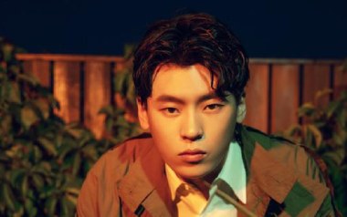 初秋和你吉他谱_隔壁老樊_C调指法弹唱谱