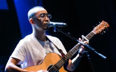 夕阳下的歌吉他谱_夏小虎_C调指法弹唱谱