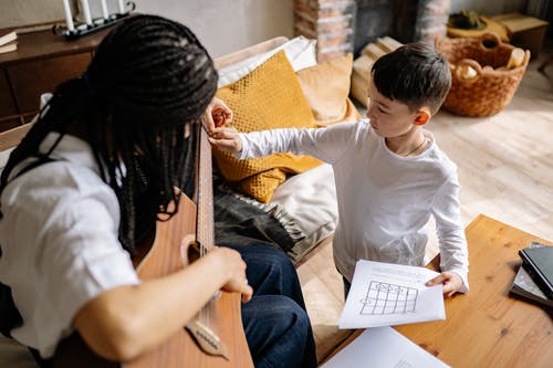 眼红馆吉他谱 F调精选版