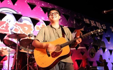 十月迷城吉他谱_李晋_G调指法简单版弹唱谱