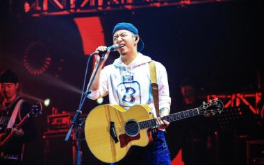 该装就装吉他谱_郝云_G调指法原版弹唱谱