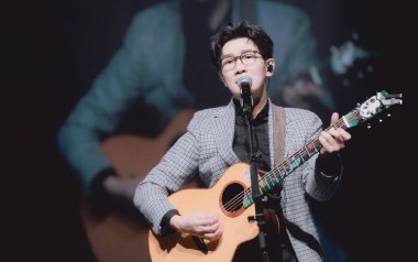 无可救药吉他谱_品冠_G调指法原版弹唱谱