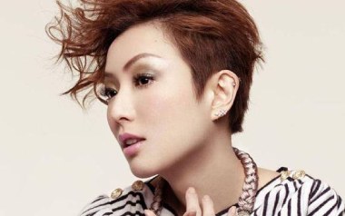 不拖不欠吉他谱_郑秀文_A调指法原版弹唱谱