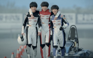 信仰之名吉他谱_TFBOYS_G调指法扫弦版