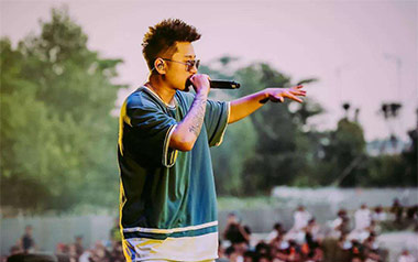 别怕变老吉他谱_王以太/艾热AIR_C调原版弹唱谱