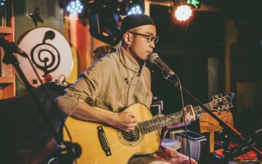 舍不得吉他谱_夏小虎_C调指法简单版弹唱谱