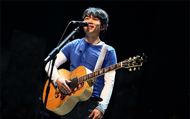 凌晨计程车吉他谱_赵雷_C调扫弦版弹唱谱