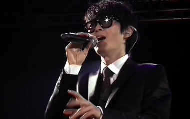 爱爱爱吉他谱_方大同_G调指法原版弹唱谱