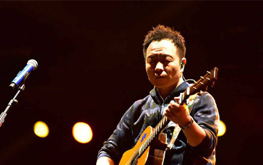 故乡吉他谱_许巍_G调扫弦版弹唱谱