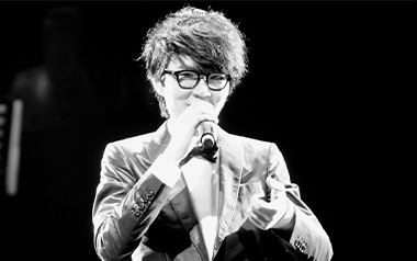 红豆吉他谱_方大同_升F调指法原版弹唱谱