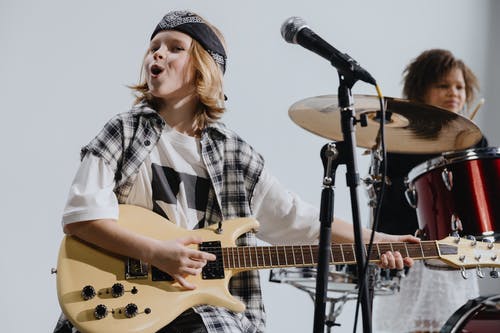 《鱼仔》吉他谱 C调弹唱谱