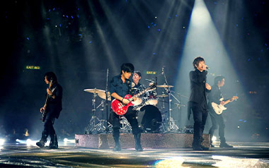 拥抱吉他谱_五月天_C调指法原版弹唱谱