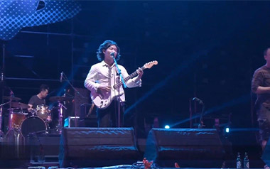 杀死那个石家庄人吉他谱_万豹_C调原版弹唱谱