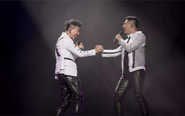 奔跑吉他谱_羽泉_G调扫弦简单版弹唱谱