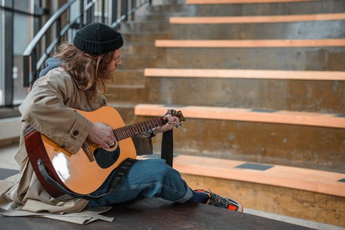 只为爱上你吉他谱 D调六线谱