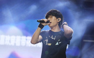 雪人吉他谱_赵雷_G调指法原版弹唱谱