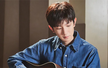 友谊地久天长吉他谱_王源_G调简单版弹唱谱