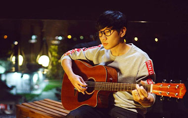 《弹唱》吉他谱_林俊杰_C调指法拍弦版