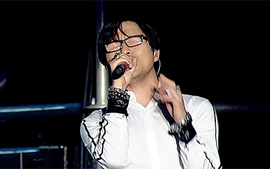 在雨中吉他谱_汪峰_F调指法原版弹唱谱