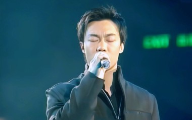 远在咫尺吉他谱_陈奕迅_C调指法原版弹唱谱