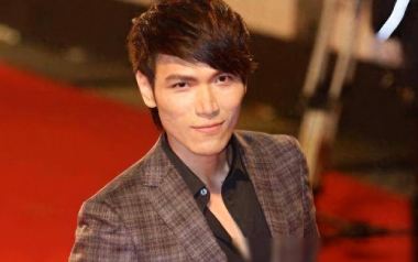 越过山丘吉他谱_杨宗纬_G调指法原版弹唱谱