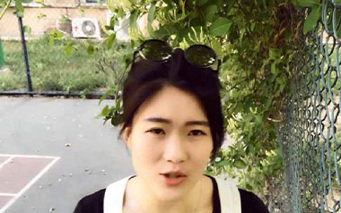 年少有为吉他谱_李荣浩_李瑨瑶C调女生版_弹唱六线谱