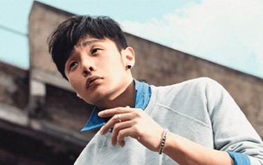 年少有为吉他谱_李荣浩_G调指法弹唱谱