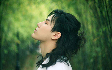 静悄悄吉他谱_陈泫孝/大泫_C调简单版